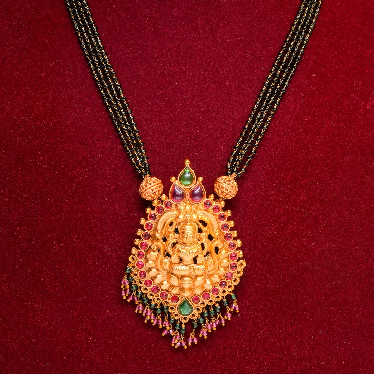 Laxmi Pendant Temple Jewellery Pendant Set